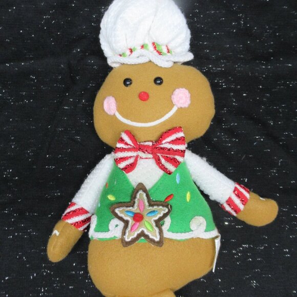 Christmas Plush Gingerbread Couple - Picture 4 of 10